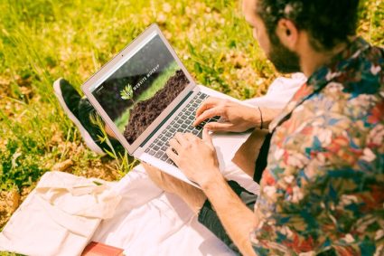 Best Laptops for Outdoor Viewing