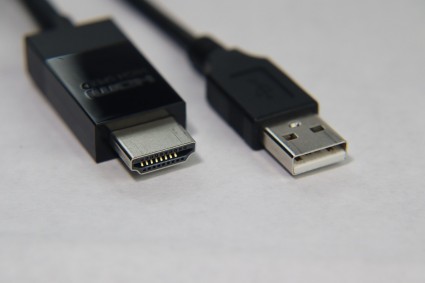 HDMI cable for laptop and monitor connection